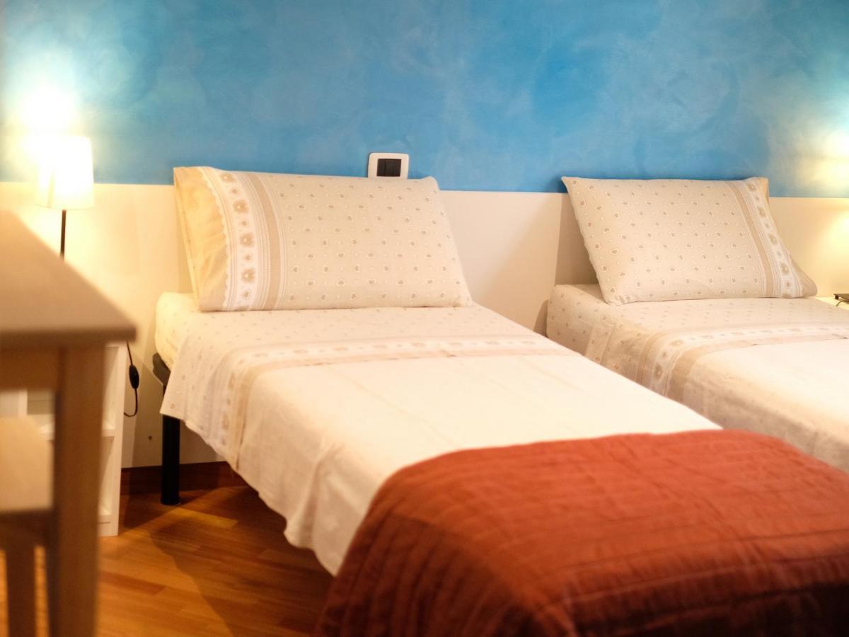 Отель Oasi 83 Сан-Бенедетто-дель-Тронто Экстерьер фото